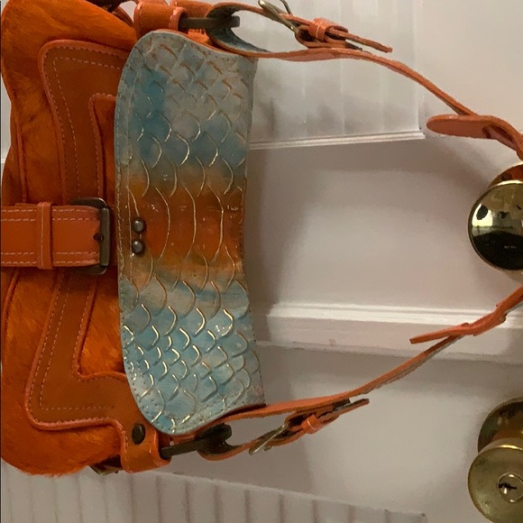 Purse - Picture 1 of 1